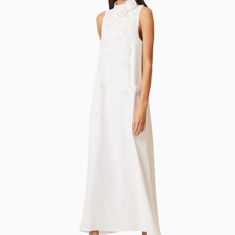 Elliatt Lilydale 3D Maxi Dress In White